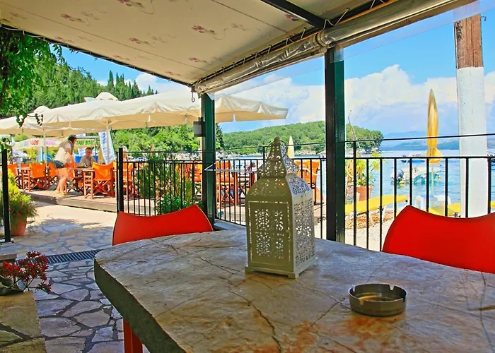 Appartement Olgas Cottage: Stone House On The *