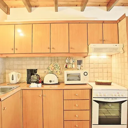 Olgas Cottage: Stone House On The Apartment *